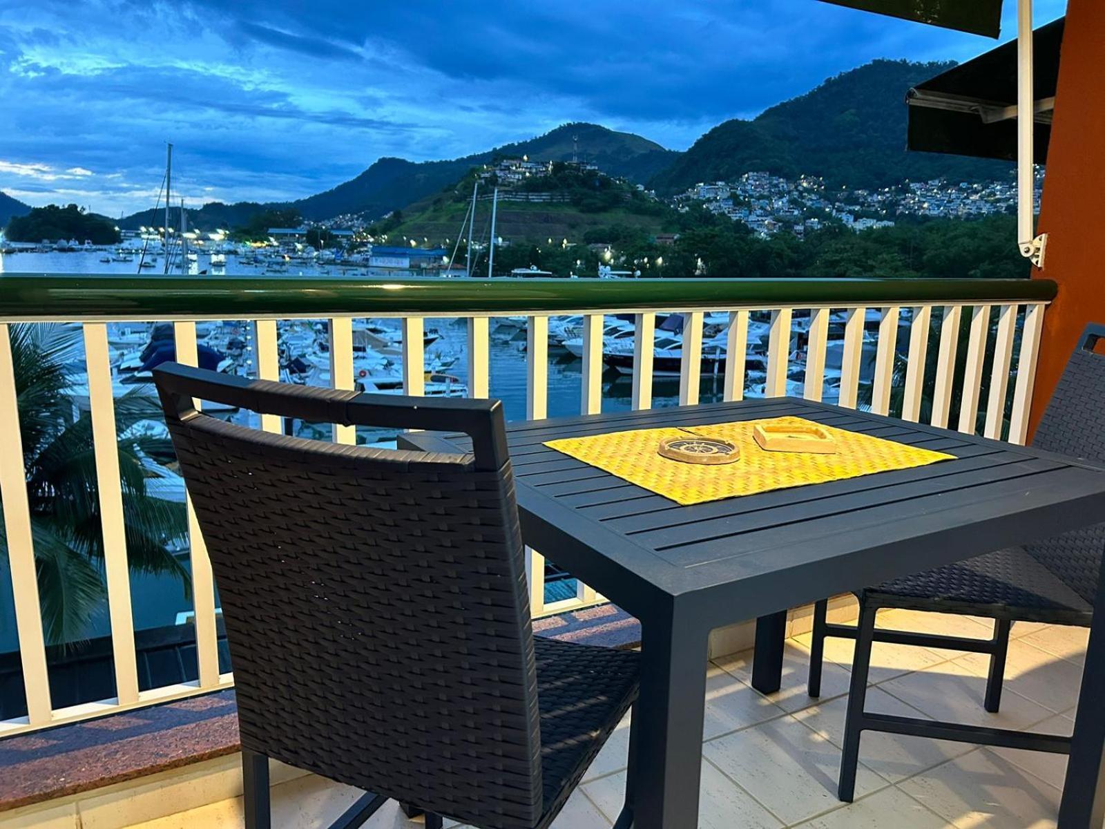 Flat Bijoux Frente Mar No Shopping Piratas , Com Estacionamento Gratuito Appartement Angra dos Reis Buitenkant foto